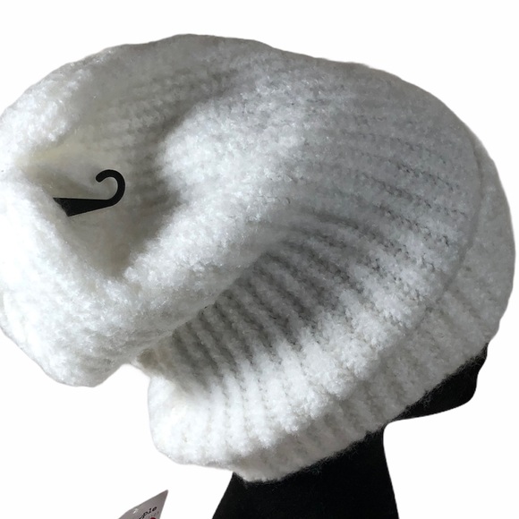 Free People Ivory Slouchy Beanie Hat Cap - Picture 5 of 6